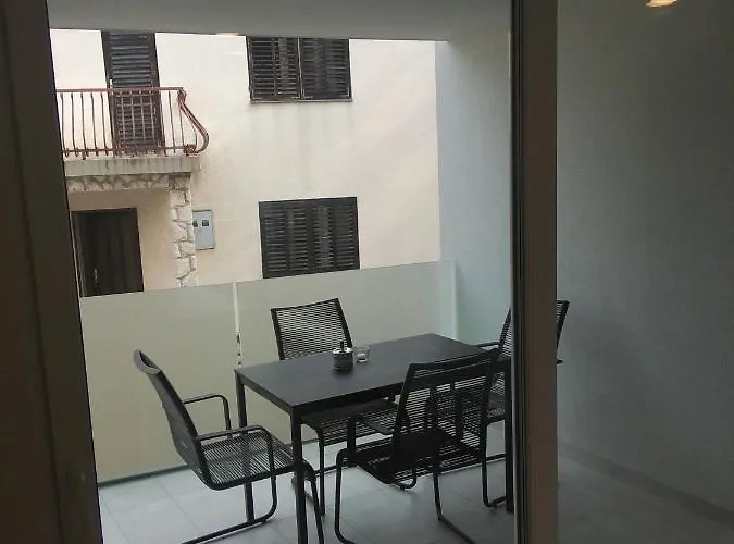 Drance Apartment Selce